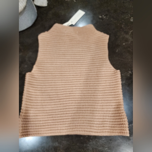 Women's NWT Rachel Zoe thick knit mock neck sleeve-less sweater - Picture 5 of 9